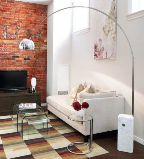 Căn phòng khách được thiết kế với các vật dụng tiết kiệm diện tích nhưng vẫn đẹp và sang trọng