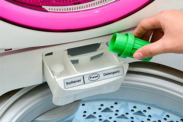 Hướng dẫn cách dùng nước xả vải cho máy giặt