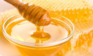 Mật ong là thực phẩm bổ dưỡng rất tốt cho sức khỏe 