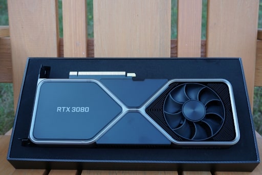 Nvidia GeForce RTX 3080 Founders Edition với thiết kế đầy sáng tạo